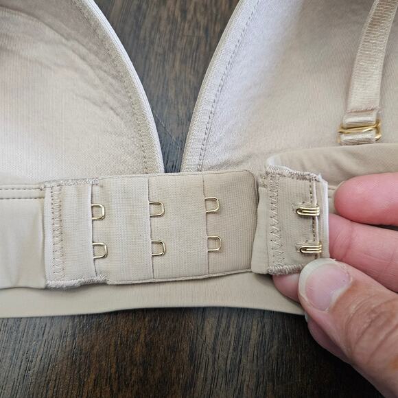 ThirdLove 24/7 Classic Wireless Bra Womens Size 32B1/2 Nude Tan Seamless Stretch - Picture 4 of 8
